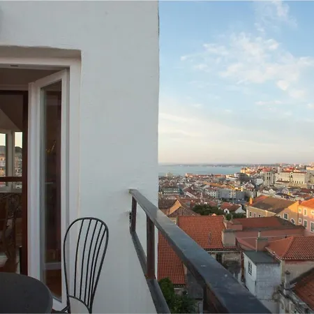 1br W/ Tagus View & Terrace | By Airnest דירה *