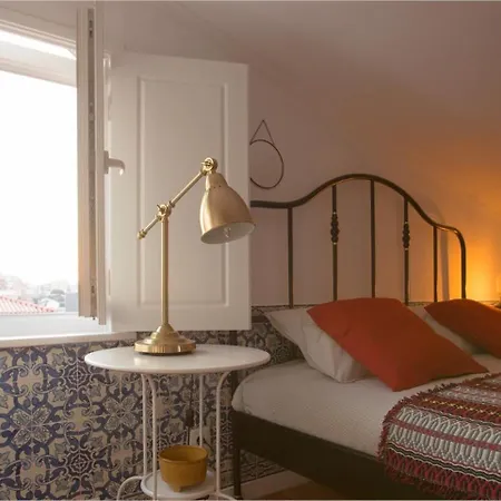 Apartamento 1br W/ Tagus View & Terrace | By Airnest Lisboa
